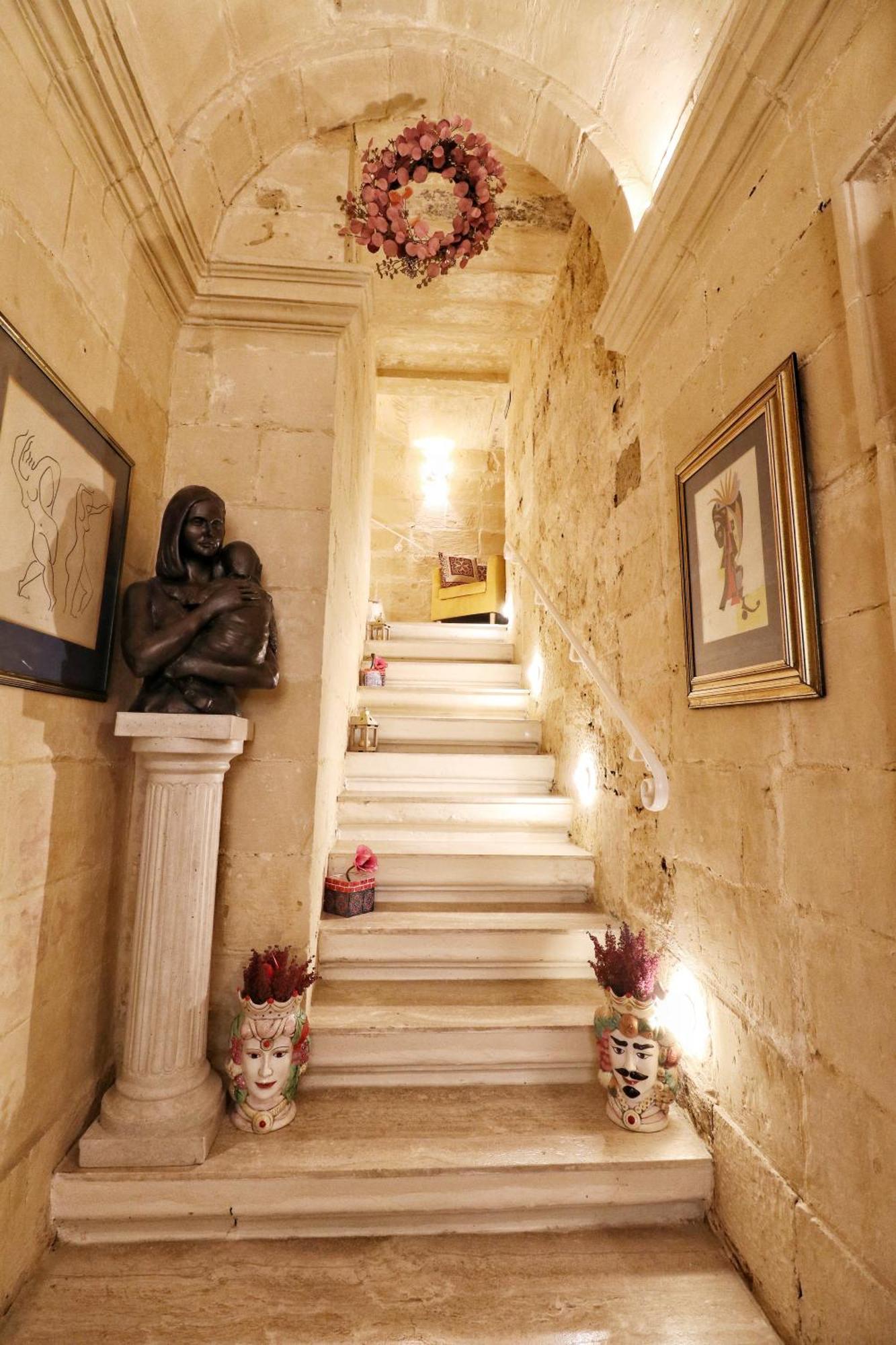 The Knight - Heritage & Art Home At Birgu Square Exteriér fotografie